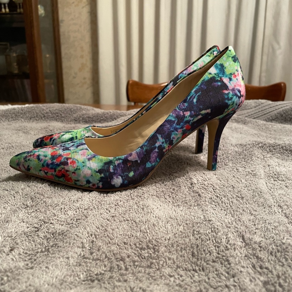 BCBGeneration Multicolor Floral Heels